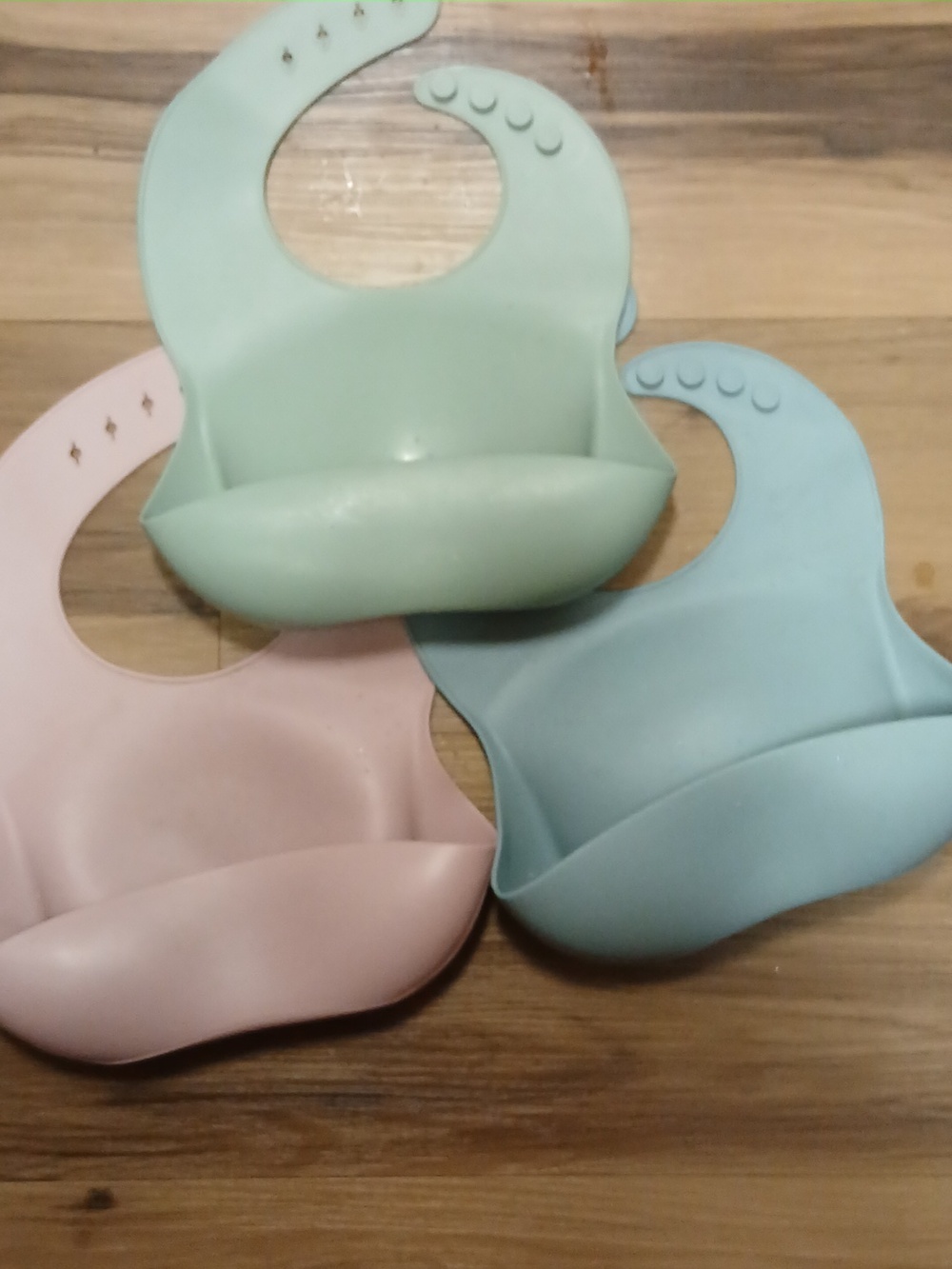Set of 3 Silicone Baby Bib with Crumb Catcher Green, Pink, Blue